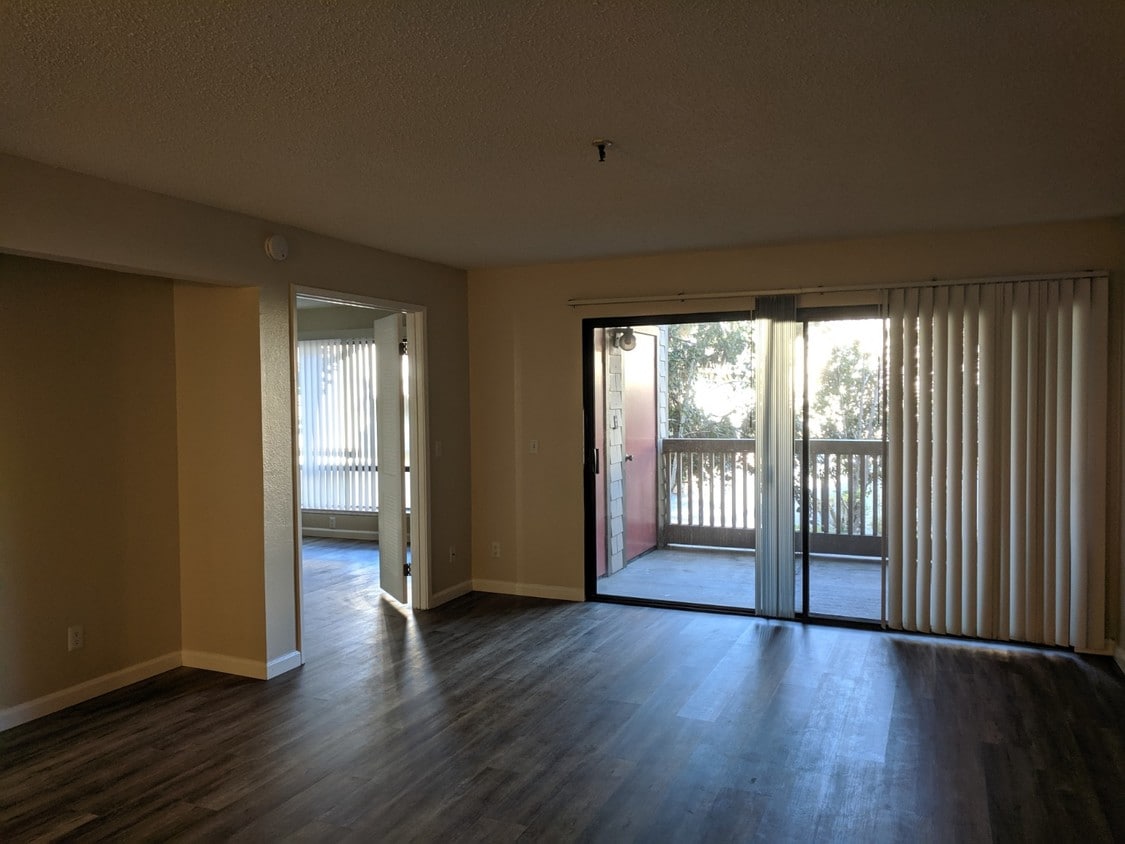 49 Showers Dr, Mountain View, CA 94040 Condo for Rent in Mountain