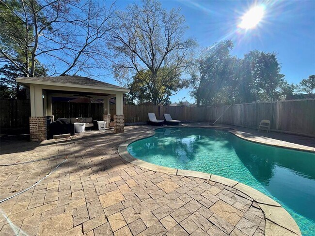 Building Photo - 1807 Cedar Creek Ct