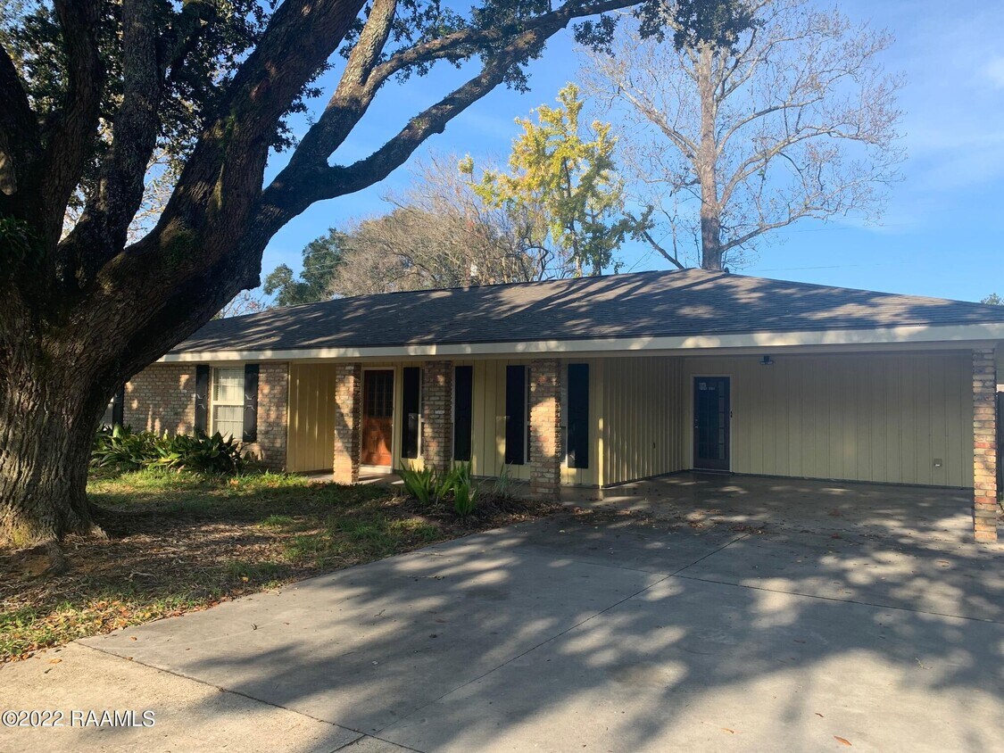 Foto principal - 521 Brentwood Blvd