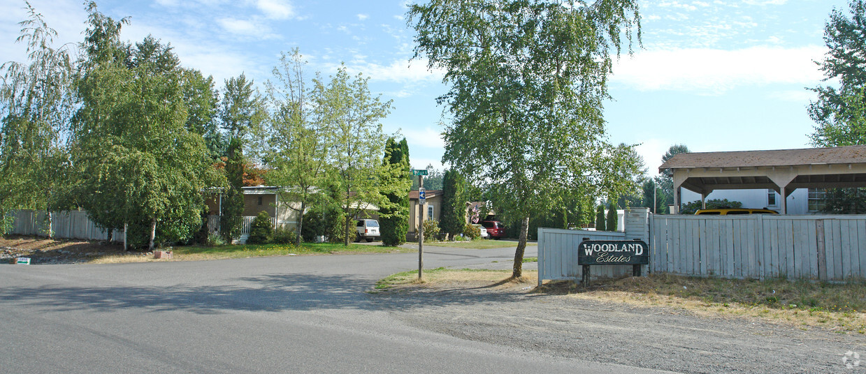 Building Photo - Woodland Estates Mobile Home Park