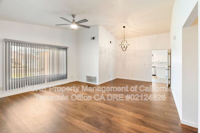 Foto del edificio - 25240 Shadescale Dr