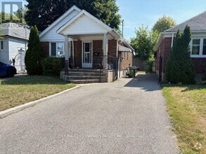Building Photo - 307 Glebemount Ave