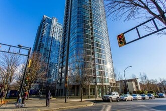 Building Photo - 1438 Richards St