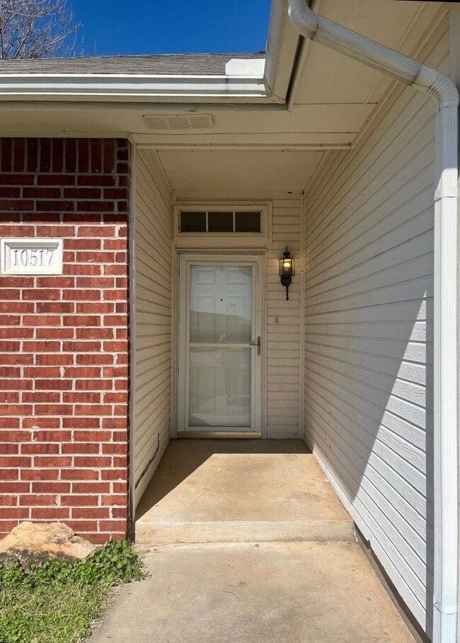 Photo - Lovely Home in North Yukon