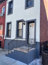 Building Photo - 24 Klagg Ave