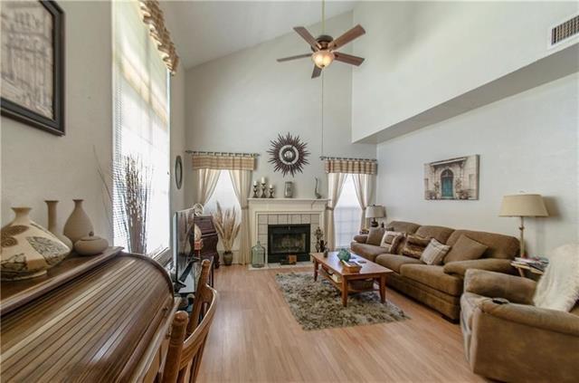 Foto del edificio - 2312 Forestbrook Dr