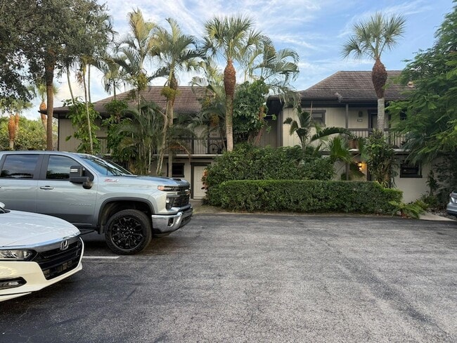 Building Photo - 13334 Polo Club Rd