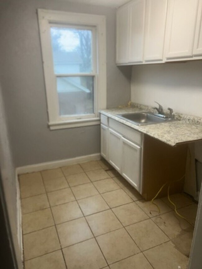 Foto del edificio - 15831 Cherrylawn