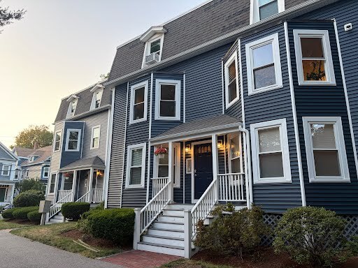 Exterior - 294 Chestnut Ave