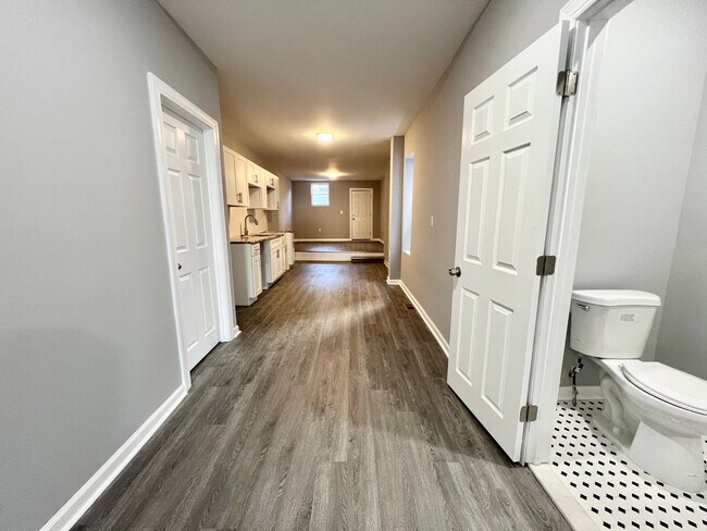 Foto del edificio - Anika Homes 3 Bedroom