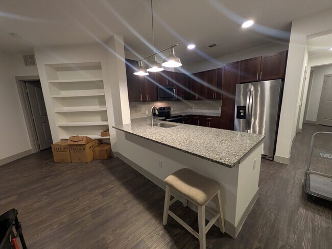Foto del edificio - 3801 Vitruvian Way