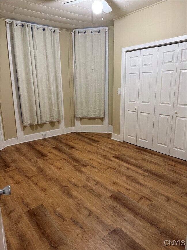 Foto del edificio - 44 Bridge St