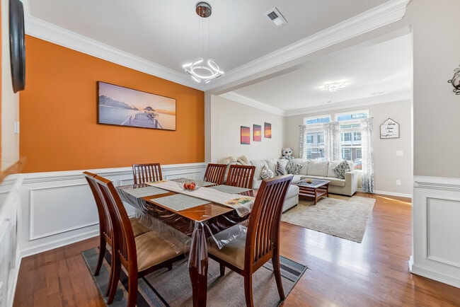 Building Photo - 505 Berry Chase Way