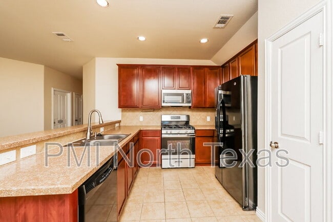 Foto del edificio - 601 Rising Creek Drive