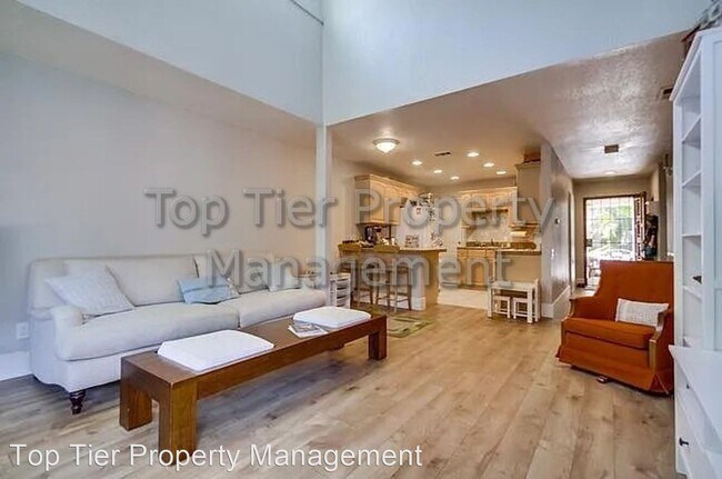 Building Photo - 2 br, 2 bath House - 6730-32 Luciernaga Place