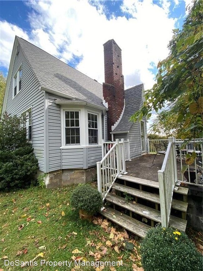 Building Photo - 3 br, 1.5 bath House - 257 Linden Road