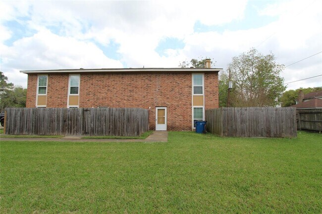 Building Photo - 3408 Avenue O