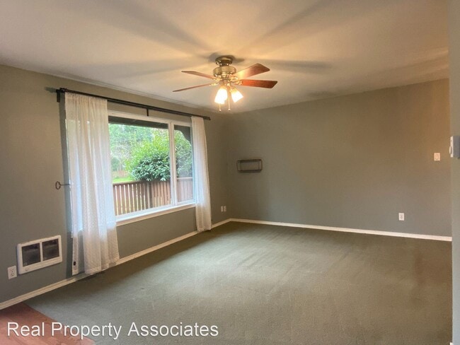 Building Photo - 2 br, 2 bath House - 4902 221st St SW