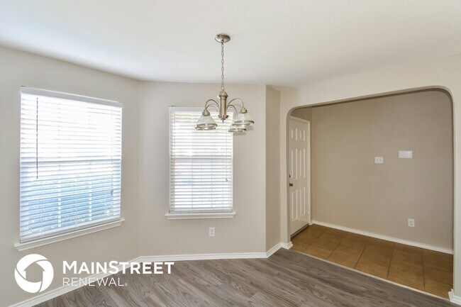 Foto del edificio - 6414 Fall Mdw