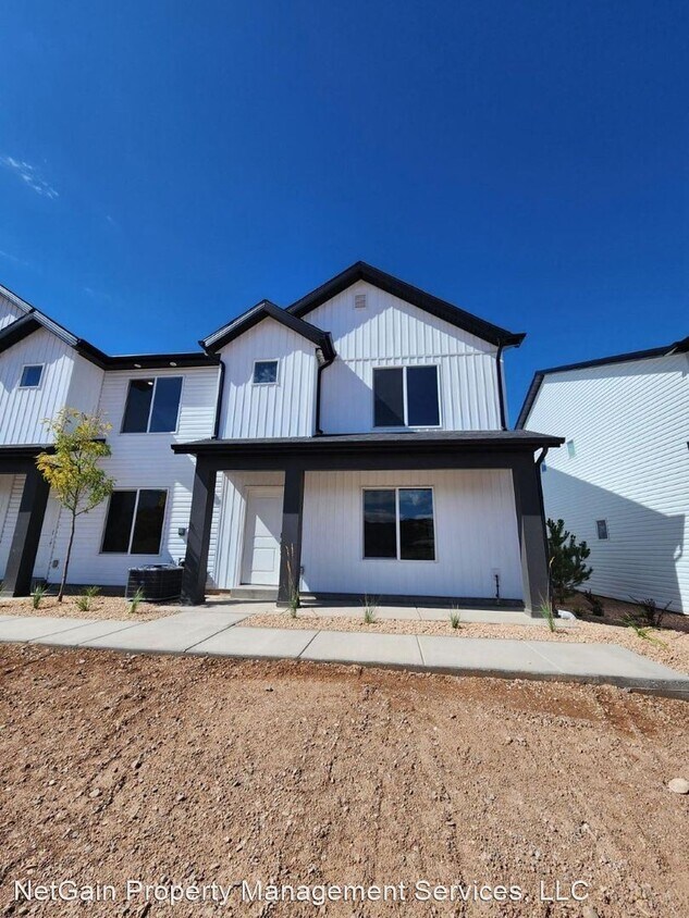 3 br, 2.5 bath House 479 May Drive House Rental in Cedar City, UT