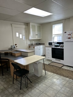 Kitchen - 2092 Murray Hill Rd