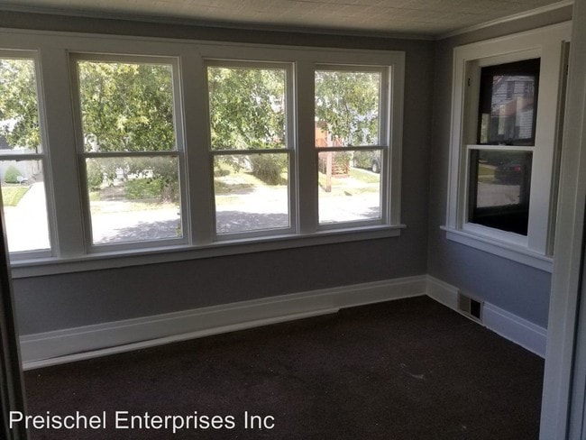Building Photo - 3 br, 1 bath House - 103 Millicent Ave.