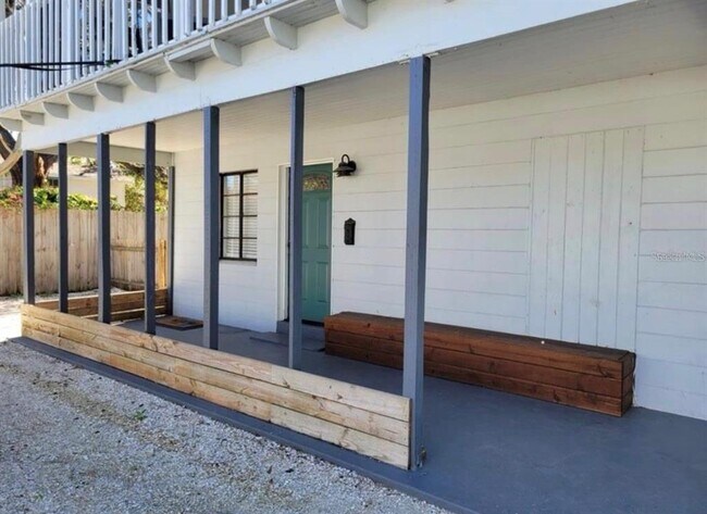 Foto del edificio - 300 20th Ave S