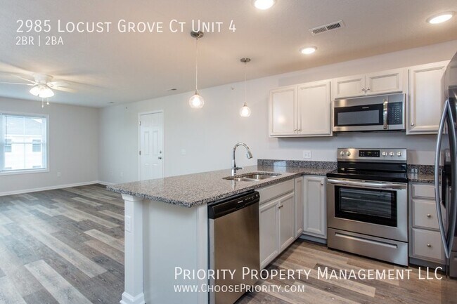 Building Photo - Charming 2 Bed, 2 Bath Apartment at Locust...