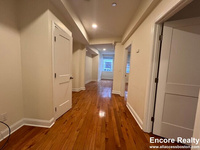 Foto del edificio - 123 Sutherland Rd