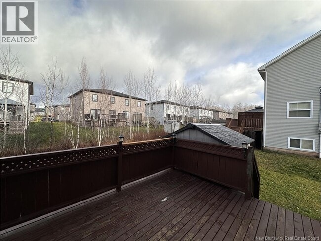 Building Photo - 488 Evergreen Dr