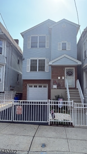 Building Photo - 64 Isabella Ave