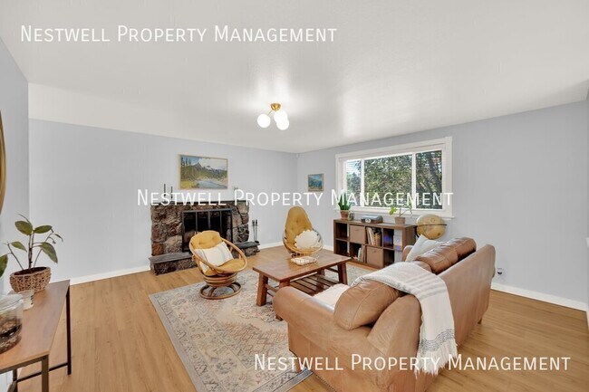 Building Photo - 4033 Burningham Dr