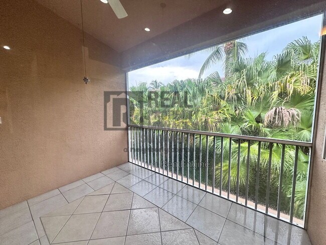 Foto del edificio - 13911 Lake Mahogany Blvd