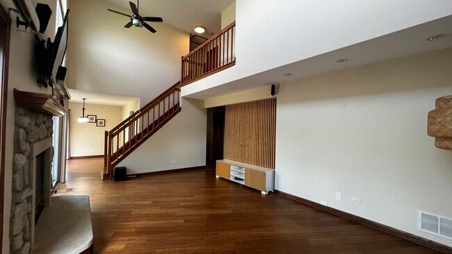 Building Photo - 418 Ascot Ln