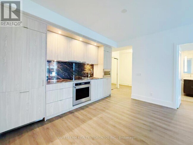 Photo du bâtiment - 115 Denison Ave