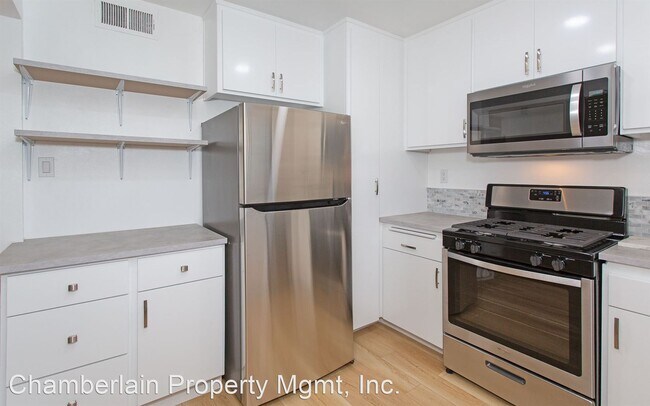 Building Photo - 2 br, 2 bath House - 7528 Jerez Ct. #7