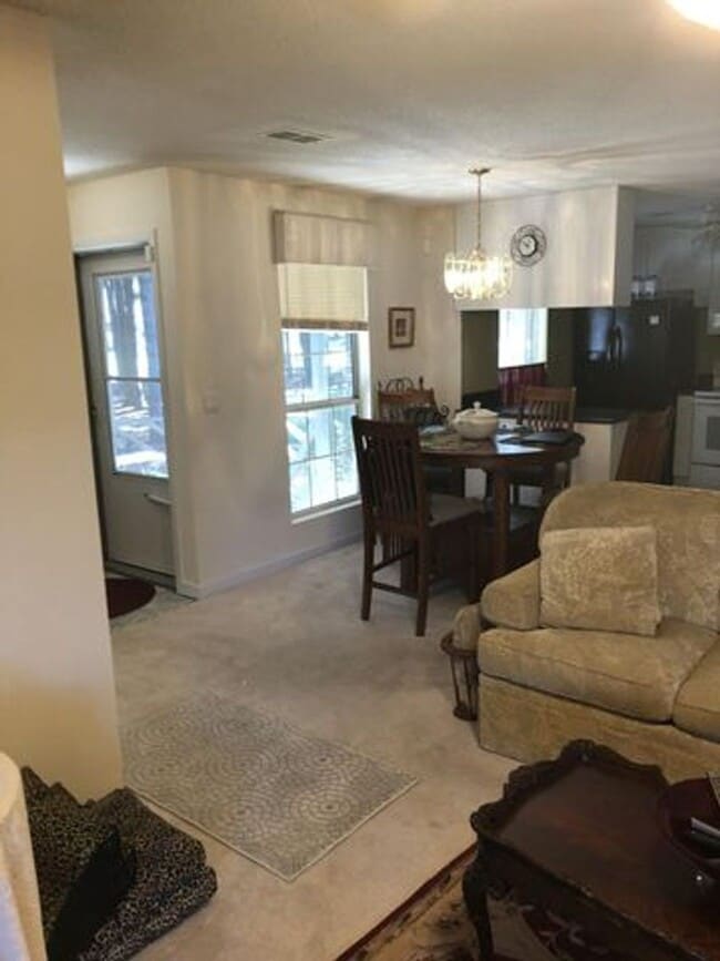Building Photo - Adorable two bedroom, two bath condo locat...