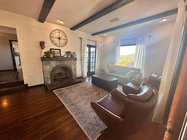 Building Photo - Unique and beautiful Spanish Style home on...