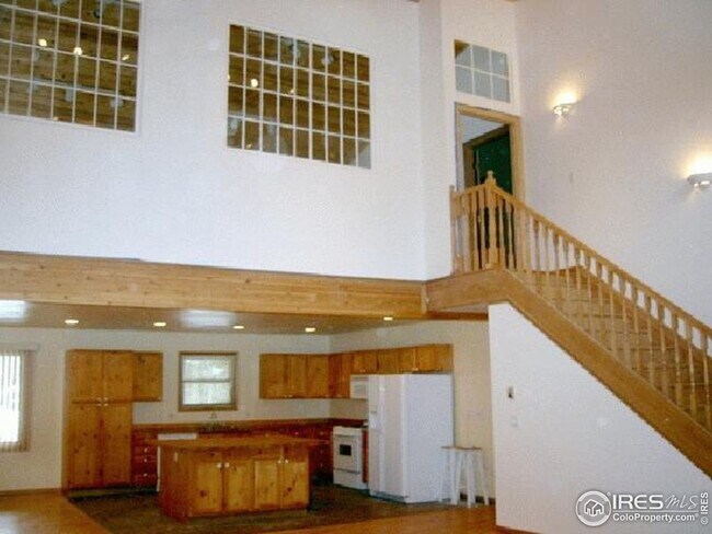 Foto del edificio - 3 Bedroom Single Family Home in Golden