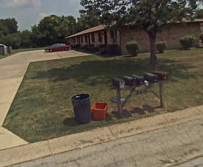 Primary Photo - 3415 Lilac Ln