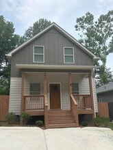 Building Photo - 315 Kelly's Ferry Pl