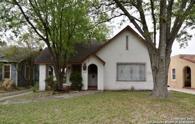 Primary Photo - 2038 GRAMERCY PL