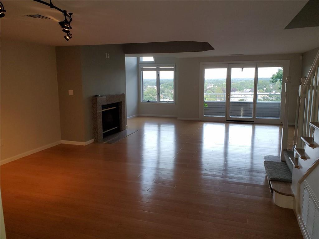 Foto principal - 400 Meshanticut Valley Pkwy