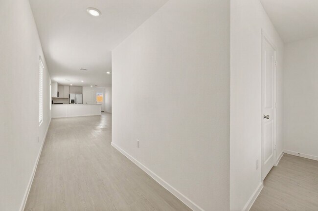 Building Photo - 1340 Blazin Bronco Trl