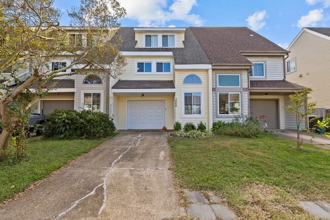 Building Photo - 3860 Chimney Creek Dr