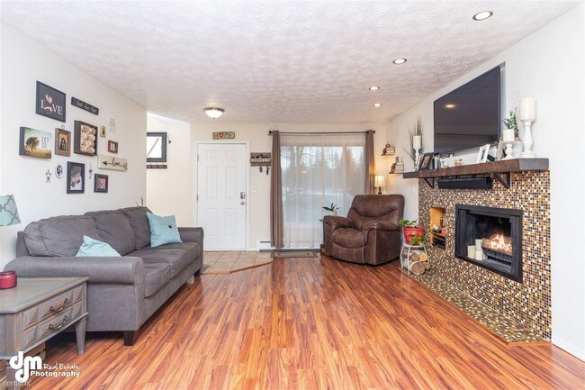 Building Photo - 2 br, 1 bath House - 11730 Nix Ct