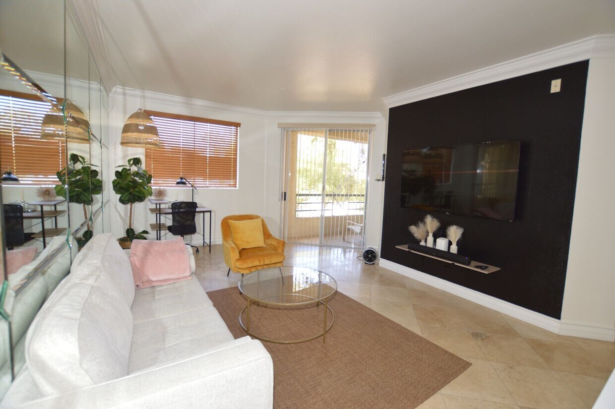 Primary Photo - Newly Remodeled & Furnished Luxury Condo Rental near the Las Vegas Strip!