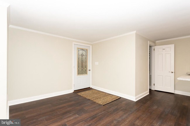 Foto del edificio - 84 Summit Rd