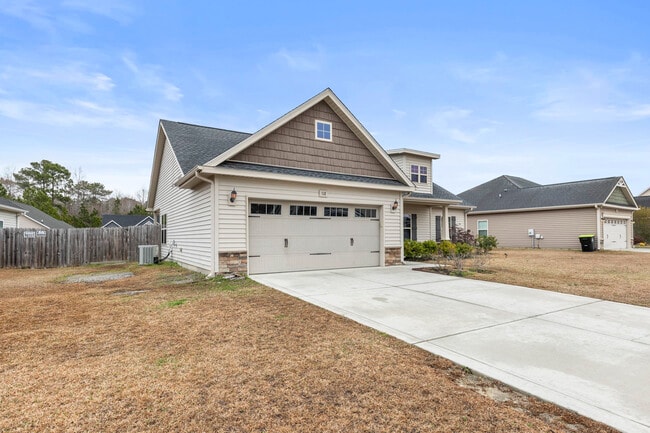 Building Photo - 518 New Hanover Trl