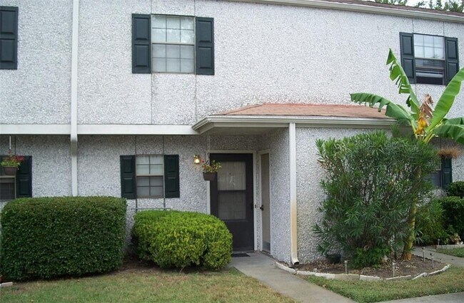 Building Photo - 616 Brockinton Point